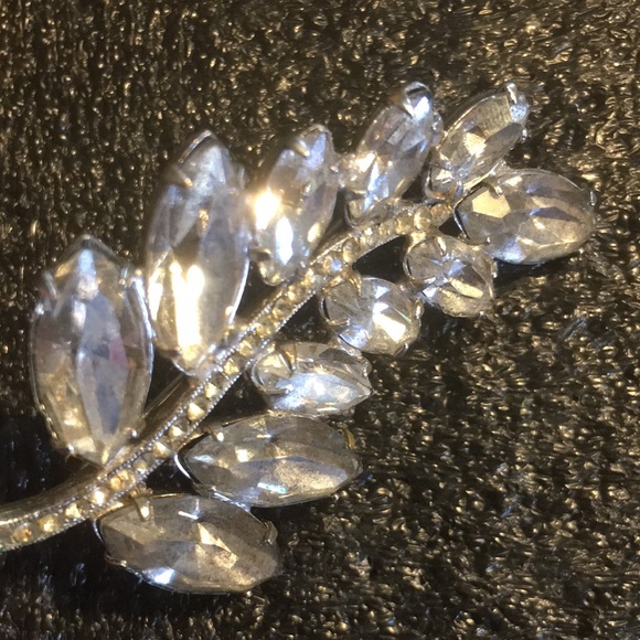 VTG Kramer New York Clear Marquis Rhinestone Pave Silver Brooch Pin Signed - Picture 5 of 16